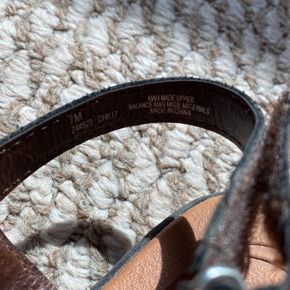 BOC Born Concept Brown Women's Strappy Sandal Shoes Size 7M - Picture 6 of 8